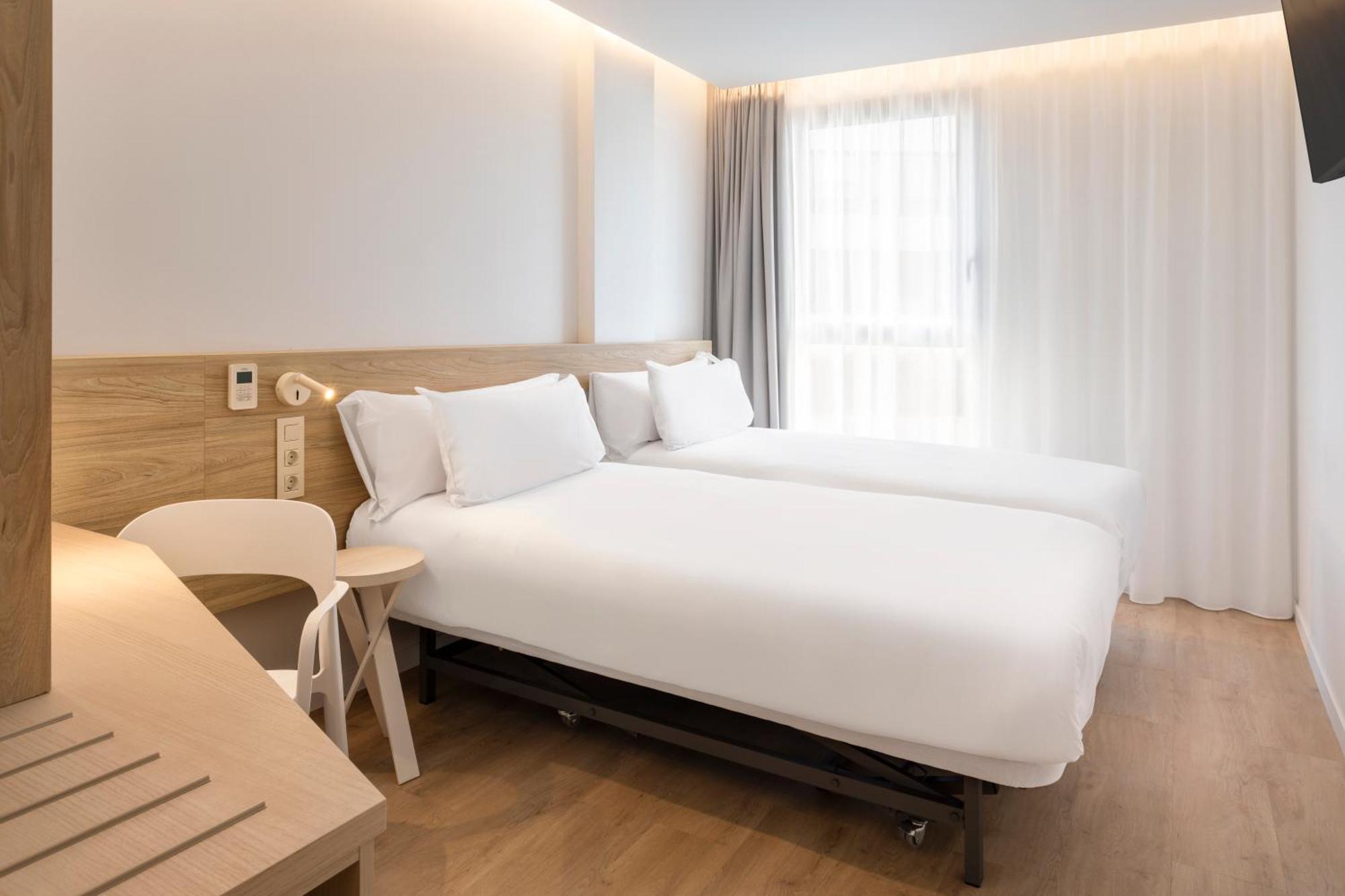 B&B Hotel Alicante Centro Ngoại thất bức ảnh