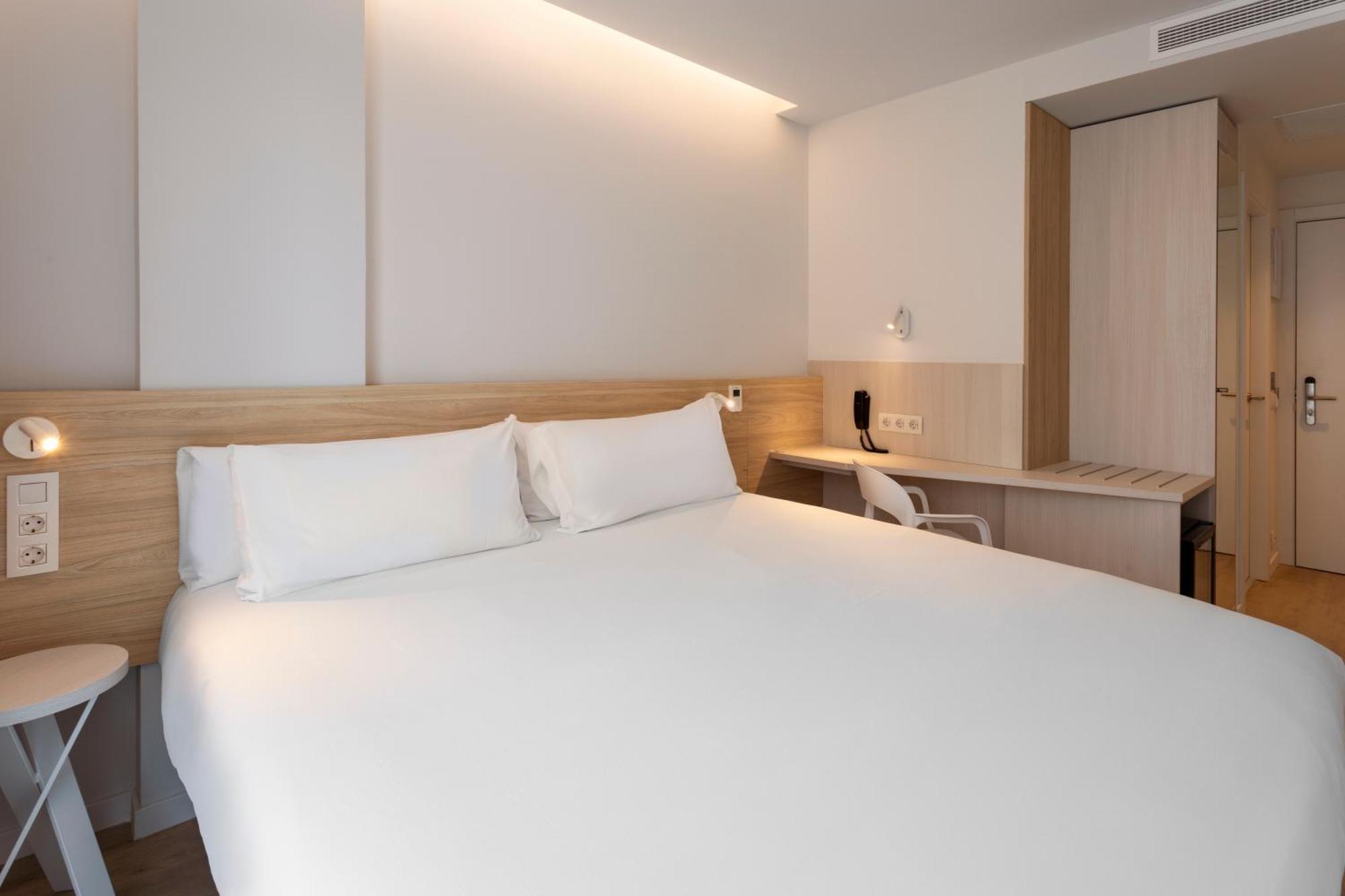 B&B Hotel Alicante Centro Ngoại thất bức ảnh